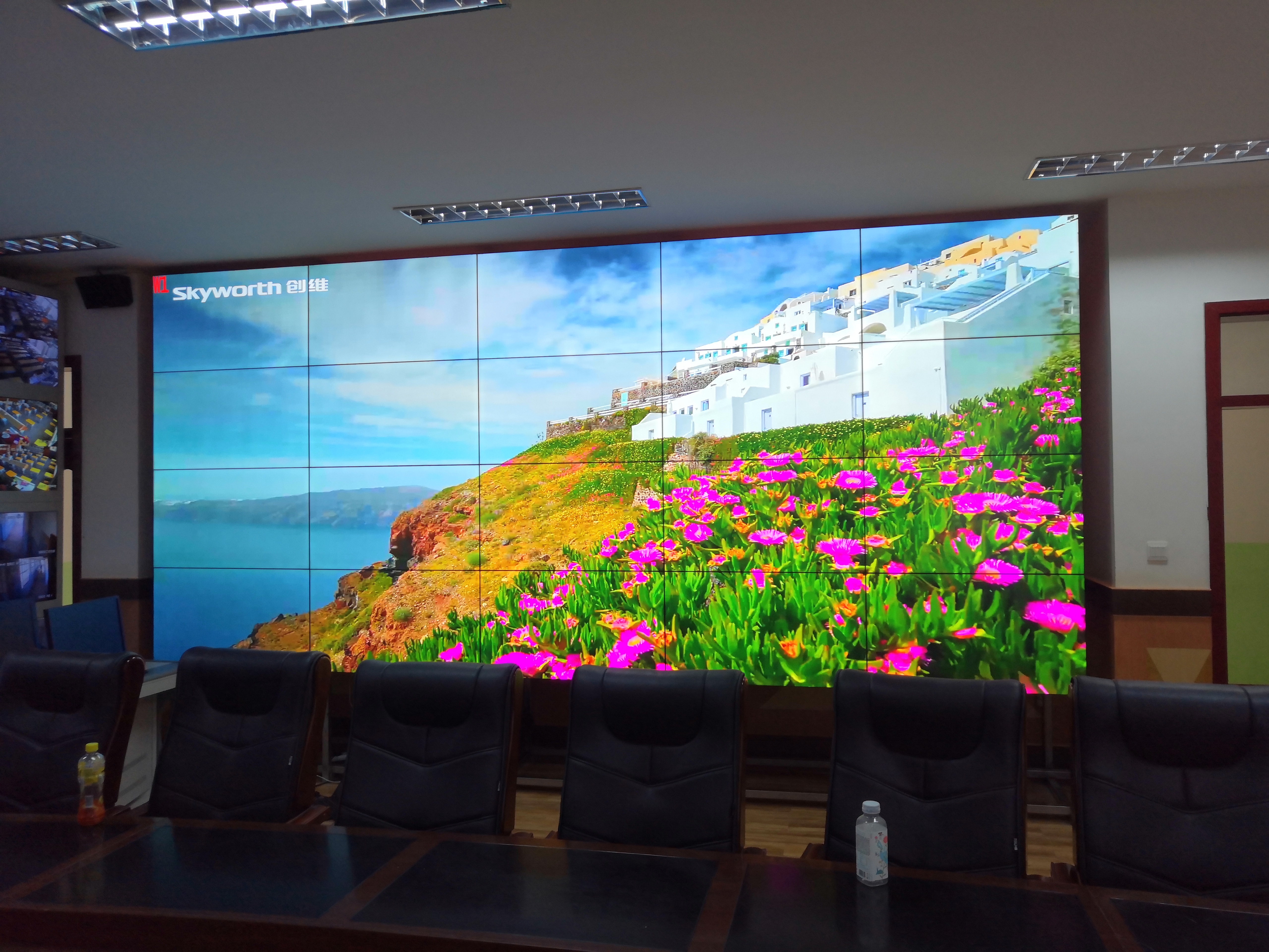 醫院掛號大廳裝LED屏后，投訴率下降40%！排隊叫號屏的隱藏管理哲學”