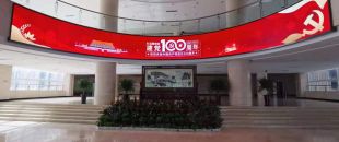 為了避免光污染影響周邊居民，戶外LED顯示屏亮度該如何科學控制？