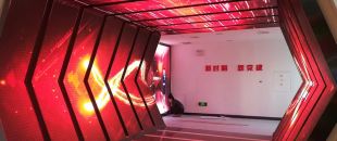 想給店鋪裝個(gè)LED顯示屏，該怎么選分辨率？是不是分辨率越高畫(huà)質(zhì)就一定越好？